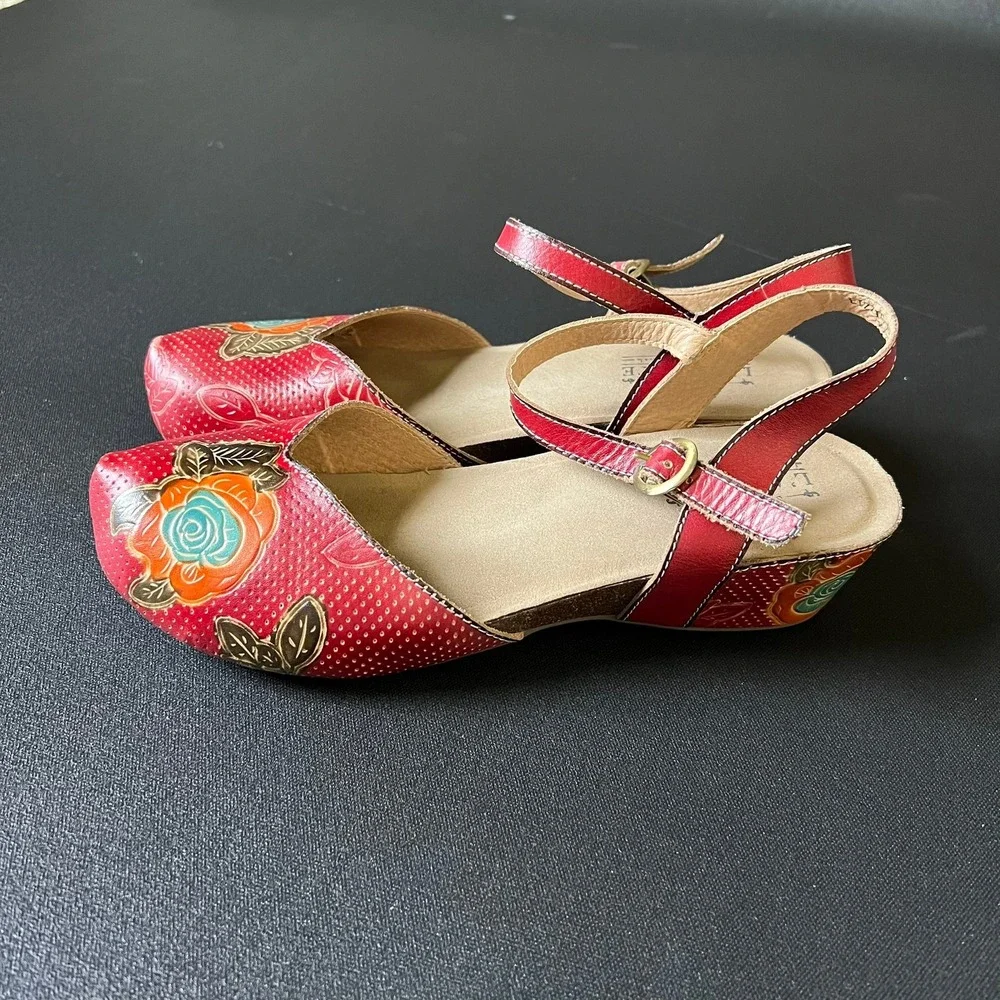 L'Artiste Lizzie-Rose Red Floral Leather Wedge Sandals 41 US 9.5-10 Boho Artsy